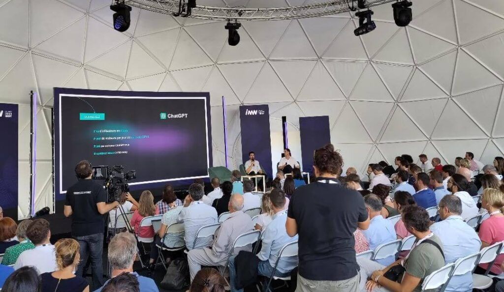 Conférence de l'entreprise Anode sur l'intelligence artificielle au salon INNN